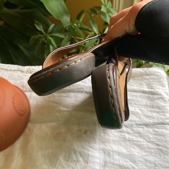 Born Concepts Chocolate Brown Flip Flops - Picture 6 of 7